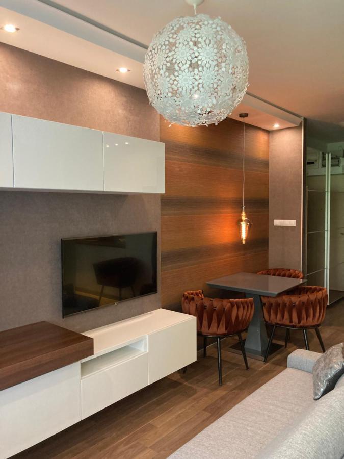 Apartamento Corvin Luxury White Budapest Exterior foto